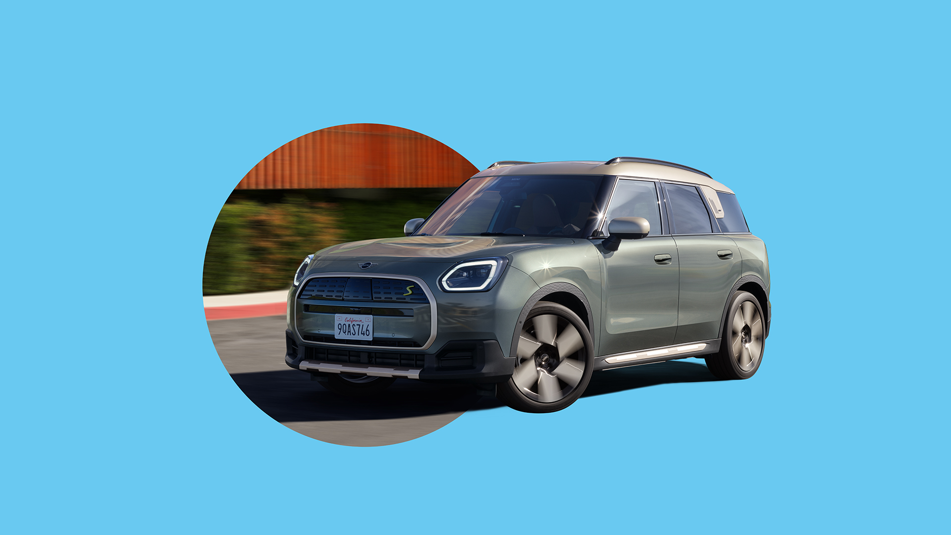 THE VERY FIRST ALL-ELECTRIC MINI COUNTRYMAN.