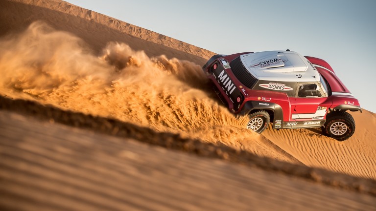 Overhead view of the MINI John Cooper Works Buggy carving up the sand at Dakar Rally 2018.