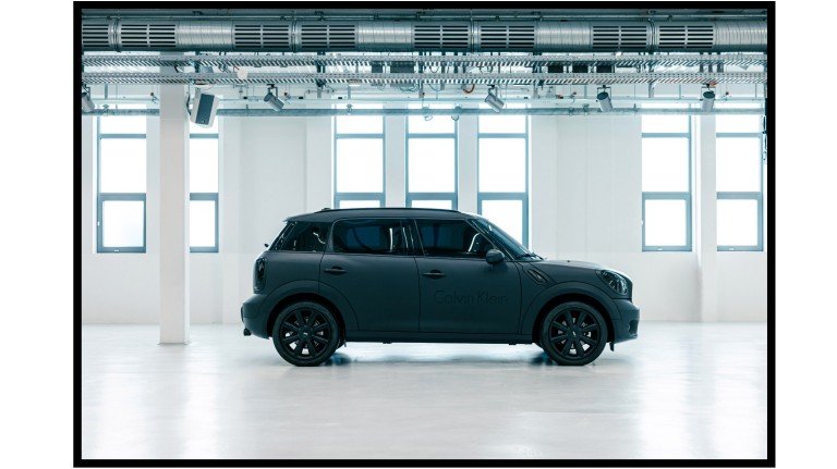 Side view of the MINI Cooper Countryman by Calvin Klein.
