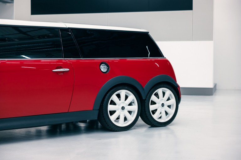 An image of the back of the MINI Cooper S Limousine.