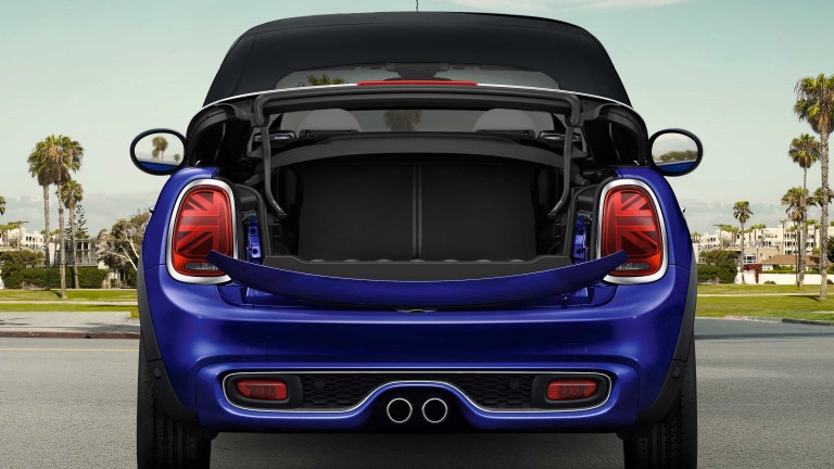 MINI CONVERTIBLE– EASY LOAD FUNCTION
