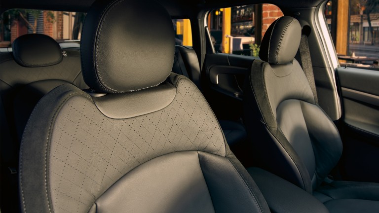 MINI F60 hybrid – upholstery – leather seats