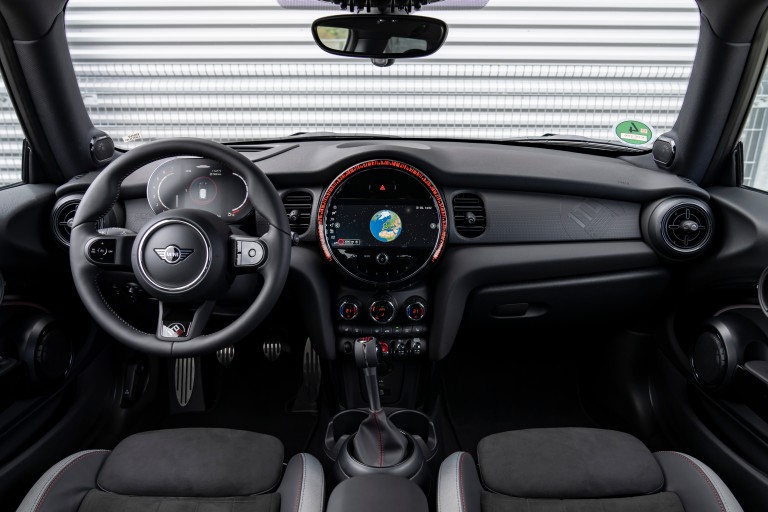 MINI JCW 1to6 Edition - interior dashboard