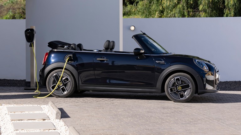 All-Electric MINI Convertible – exterior side view